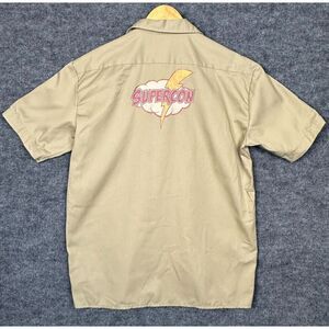 Dickies Shirt Mens L Tan Short Sleeve Button Up SUPERCON Comics Anime‎ Gaming
